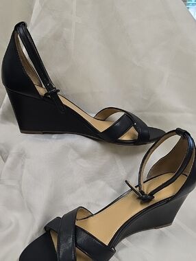 Talbots Indigo Navy Leather Wedge Sandals with Ankle Strap